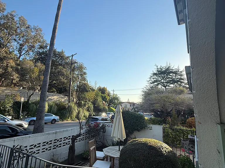 4323 Avocado St — Photo 16