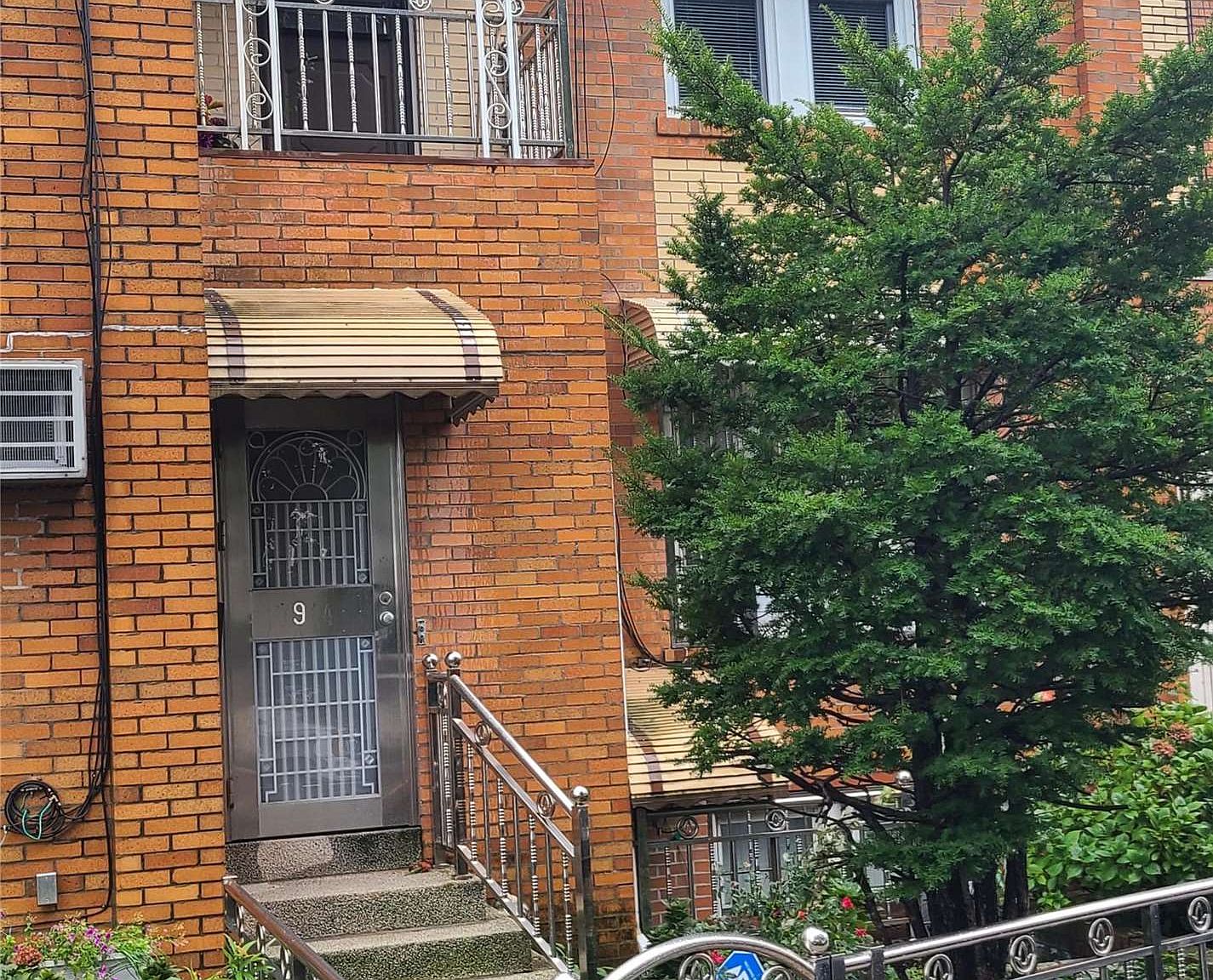 7944 Calamus Avenue, Flushing, NY 11373 Zillow