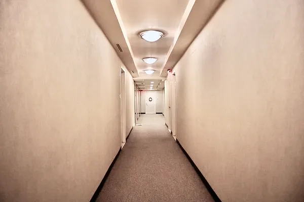 Rented by R New York | media 6