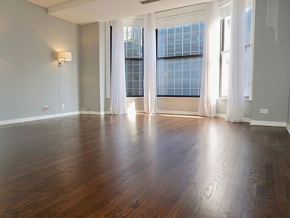 3rd image of 431 S Dearborn St APT 1001