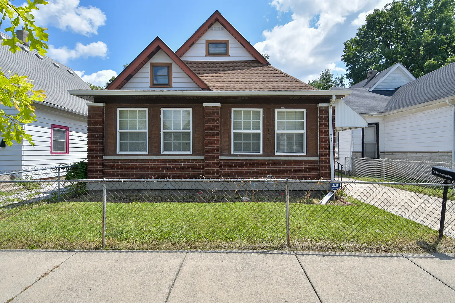 757 King Ave photo 1