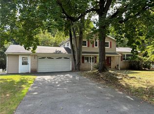 6 Redwood Ln, Wappingers Falls, NY 12590