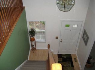 915 Holborn Rd, Streetsboro, OH 44241