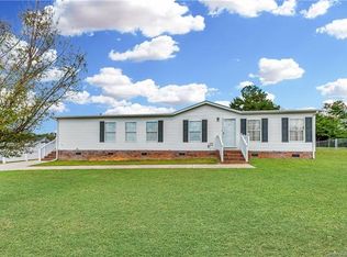 525 Saint Chrisnic Ct, Mount Holly, NC 28120