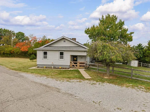 566 Mason Rd, Taylor Mill, KY 41015