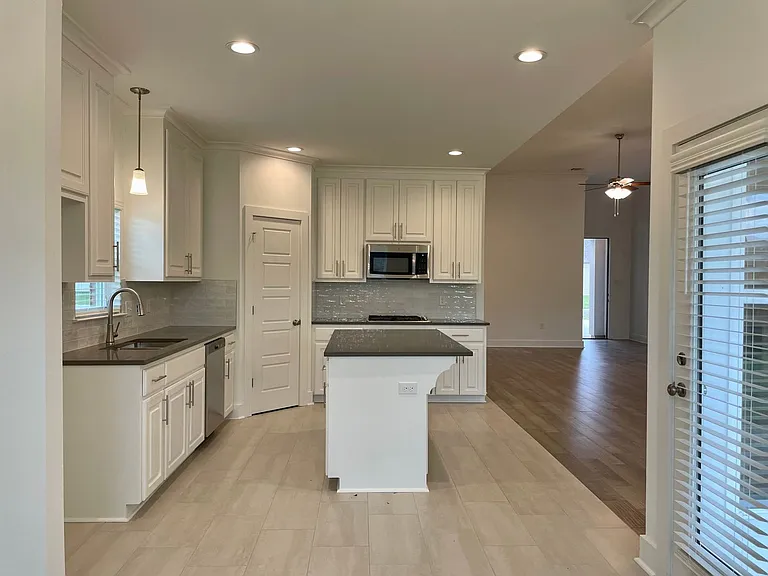 14030 Trailhead Dr — Photo 7