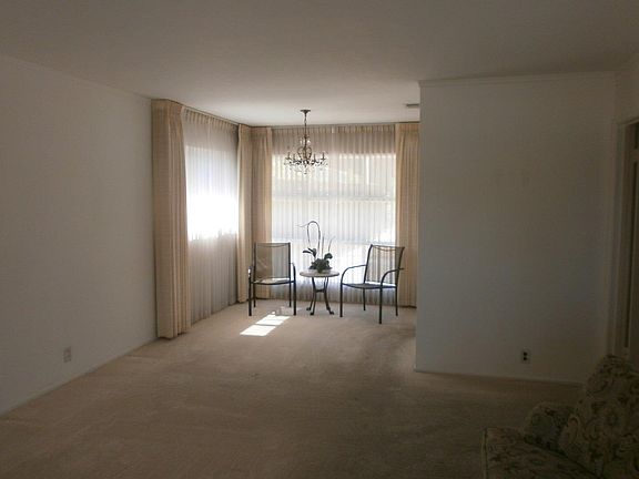 2nd image of 2417 Newhall St
