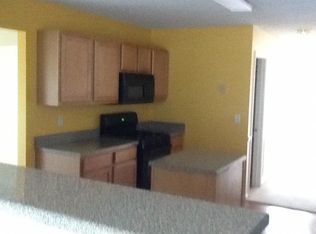 173 Kentwood Springs Dr, Hampton, GA 30228