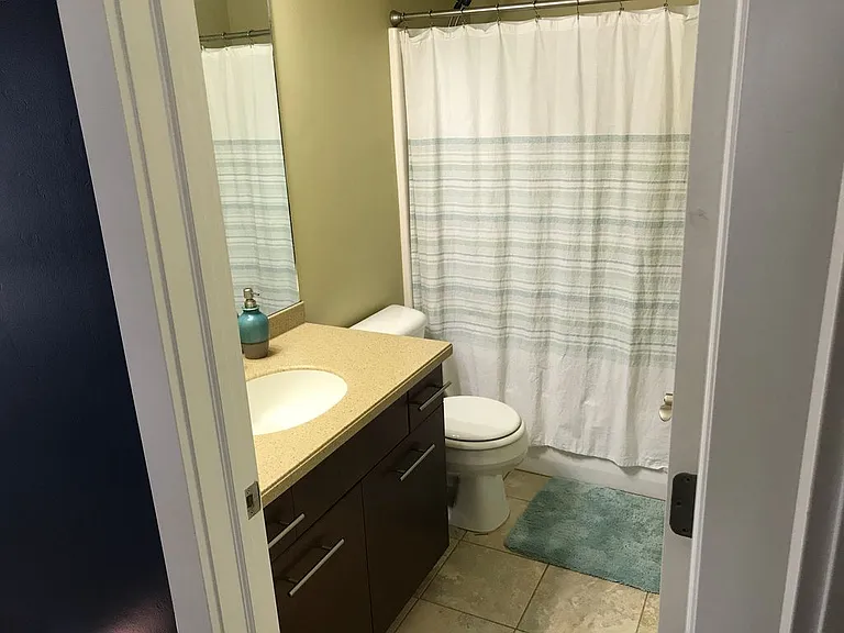 272 W 650 N — Photo 12