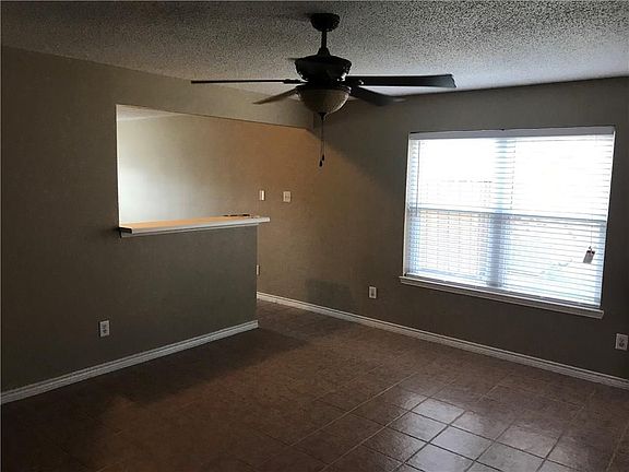 5th image of 1325 Copper Meadow Dr