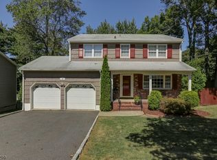 2 Littlebrook Rd, Springfield, NJ 07081