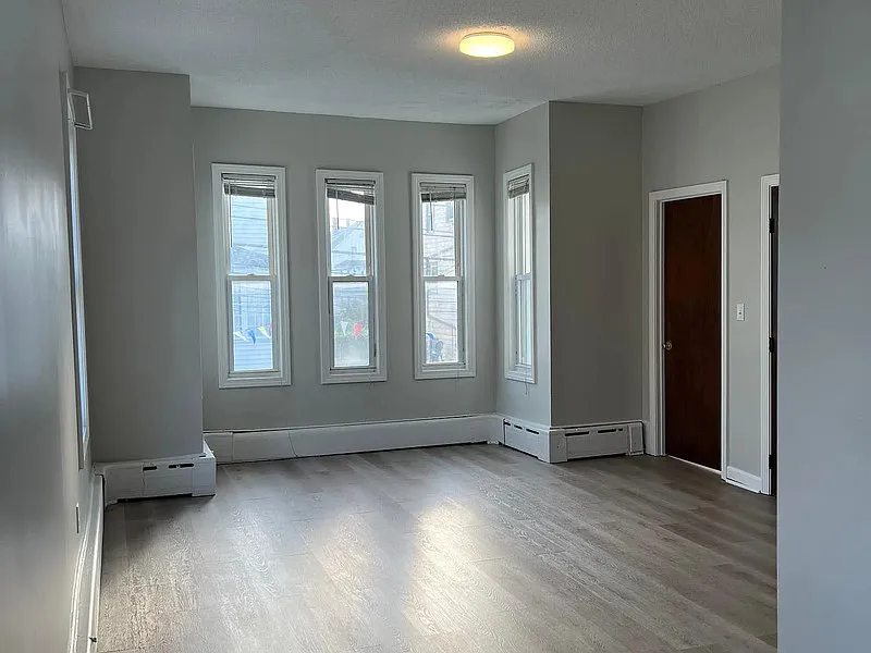 2 bed, 1.0 bath, 950 sqft, $1,490 — Photo 4