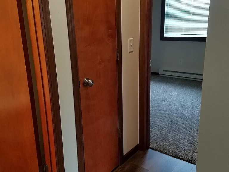 3202 Terrace Ct — Photo 6