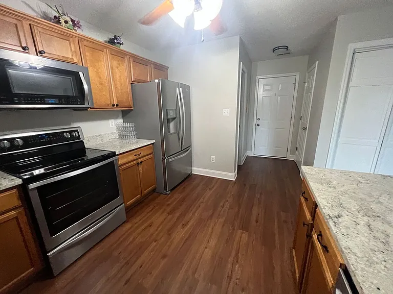 314 Springcreek Ct — Photo 11
