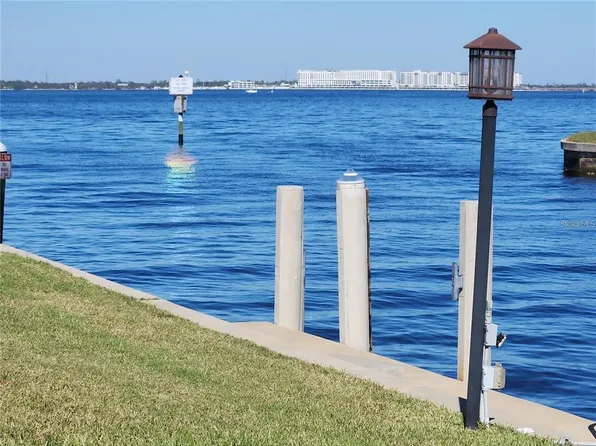 2215 Palm Tree Dr, Punta Gorda, FL 33950