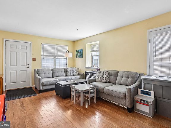 3rd image of 1030 Northridge Dr W #83-A