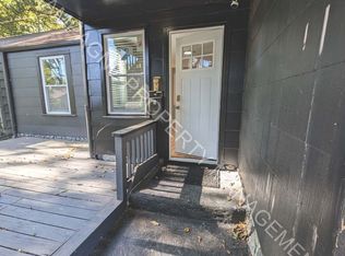 8104 McGee St APT 3, Kansas City, MO 64114
