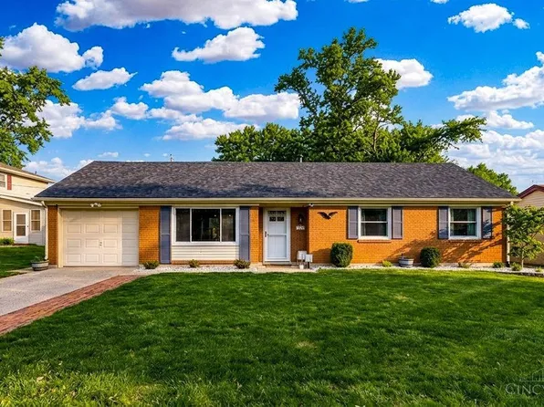 522 Edgehill Dr, Oxford, OH 45056