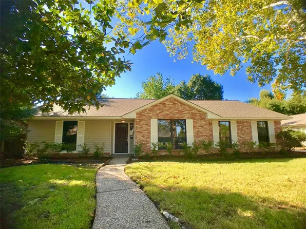 10635 Inwood Dr, Houston, TX 77042