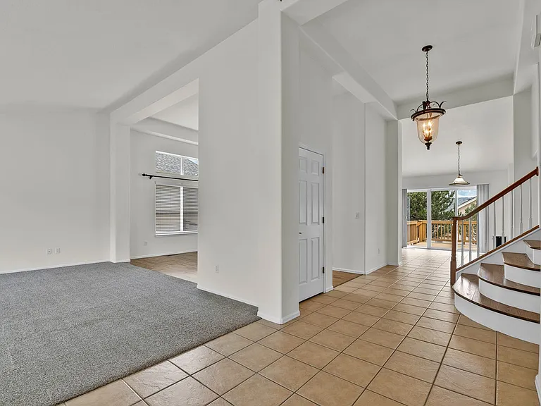 705 Witchhazel Ct — Photo 10