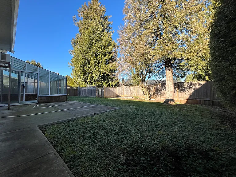 20117 50th Ave — Photo 37