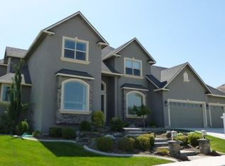 8813 W 6th Ave, Kennewick, WA 99336