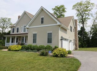 37 Victor Rd, Beacon, NY 12508