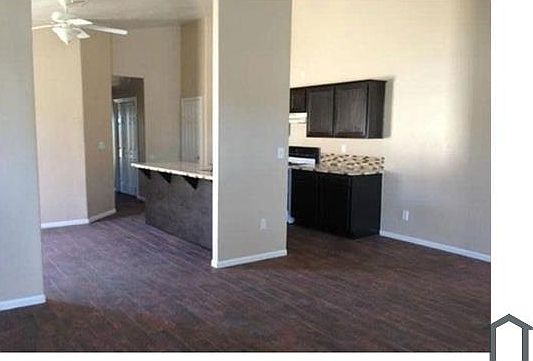 4th image of 7625 Walpole Ave #B