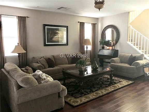 4th image of 7190 Hood River Ave