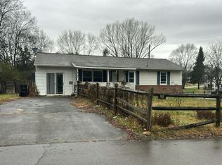 717 Birchbrook Dr, Knoxville, TN 37918