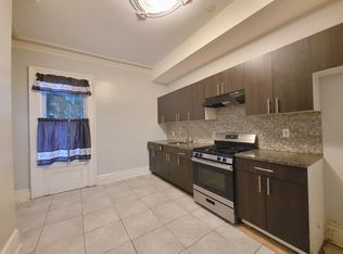 329 Forrest St #2E, Jersey City, NJ 07304
