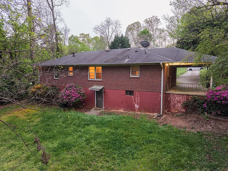 2019 Bramblewood Dr — Photo 32