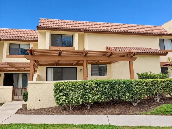 818 Lancaster Dr, Claremont, CA 91711