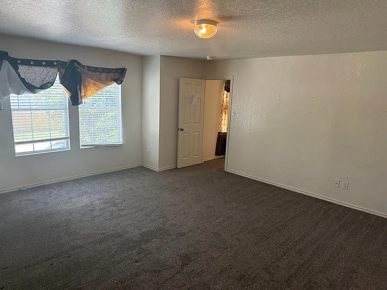 9314 Magnolia Grv — Photo 13