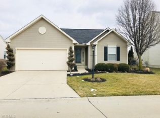 6035 Greenview Trl, North Ridgeville, OH 44039