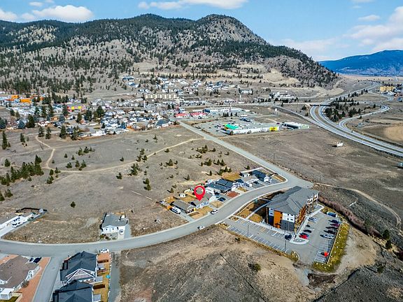 5th image of 2573 Spring Bank Ave