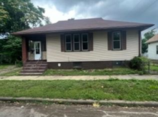 866 E Cherry St, Evansville, IN