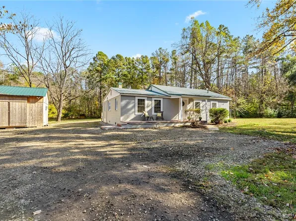 289 Walnut Hill Rd, Blackstone, VA 23930