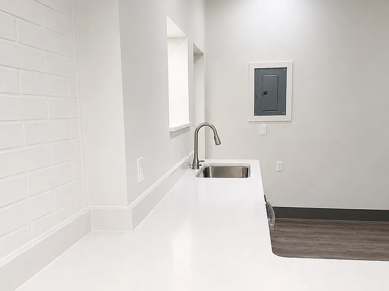 718 Pearl St #B — Photo 7
