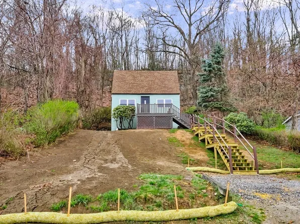 29 Natural History Dr, Worcester, MA 01605