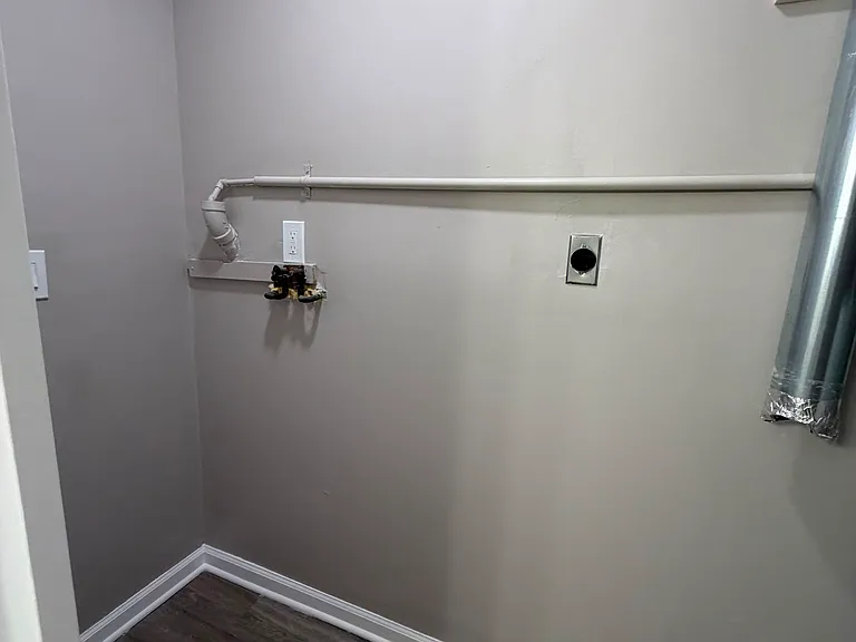 388 Perkins Ave #2-6 — Photo 12