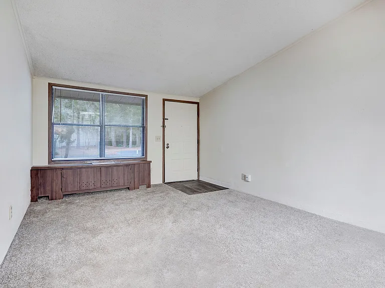 Apple Ridge — Photo 7