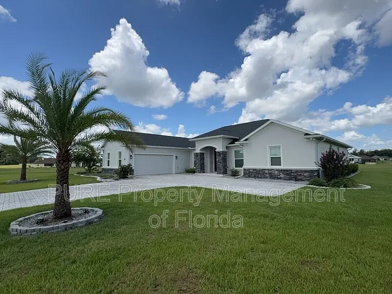 1817 NW 83rd Loop — Photo 2