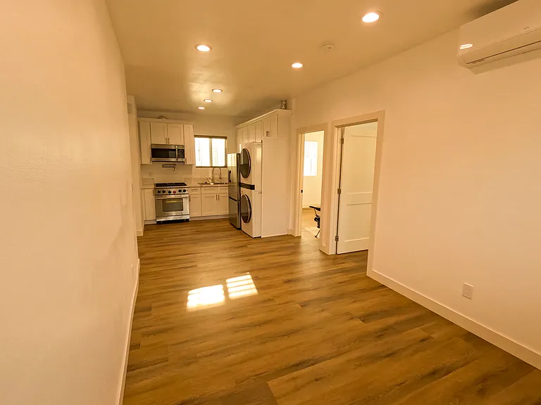 4902 Coke Ave #2 — Photo 6