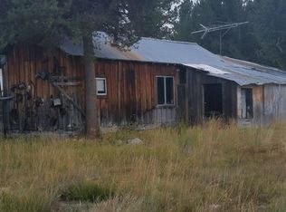 547 Holiday Ln, Chemult, OR 97731