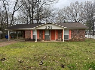 209 Oak Ln, Houston, MS 38851