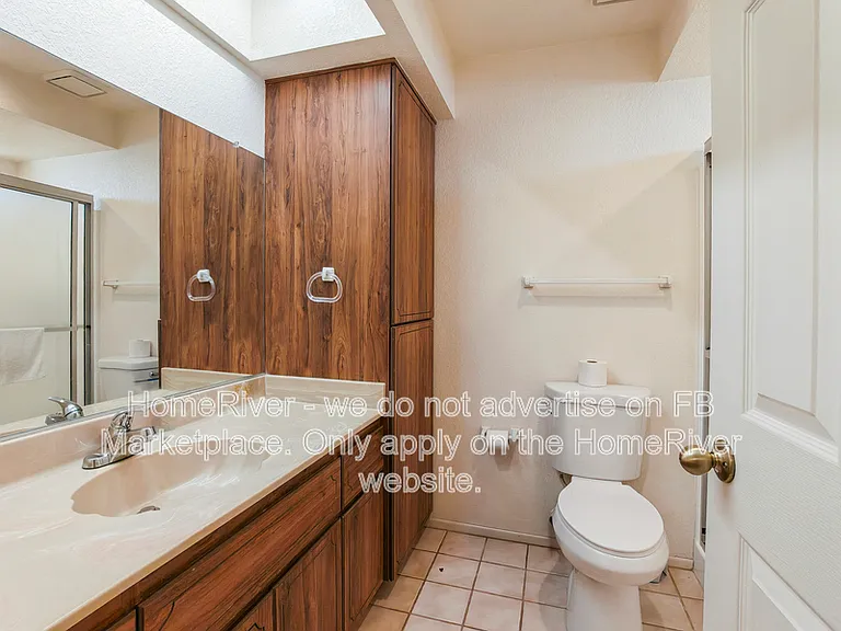 2860 Edgewood Dr — Photo 12