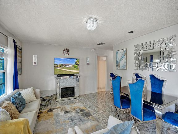 5th image of 8201 SW 10th Street
