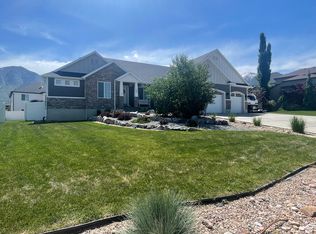 880 N Rocky Mountain Way, Elk Ridge, UT 84651