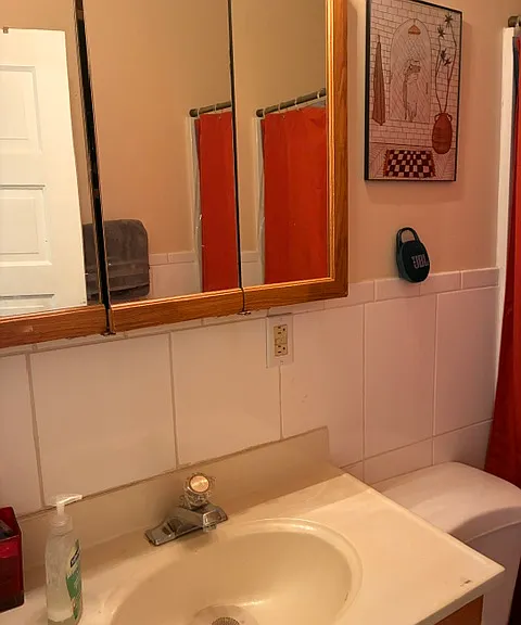 1904 E Bradford Ave #3 — Photo 5